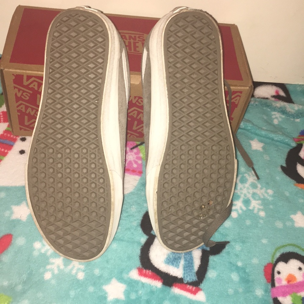 Vans - Picture 5 of 5